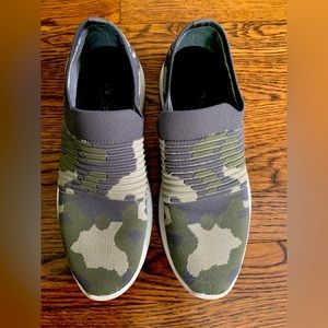 Blondo women’s sneakers